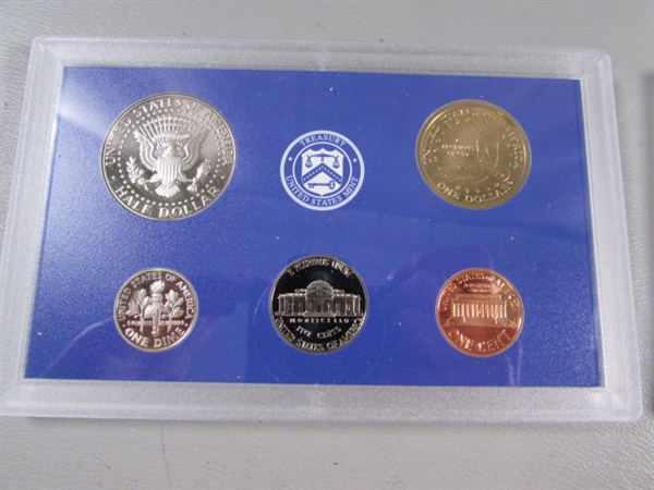 2000 UNITED STATES MINT PROOF SET & STATE QUARTERS