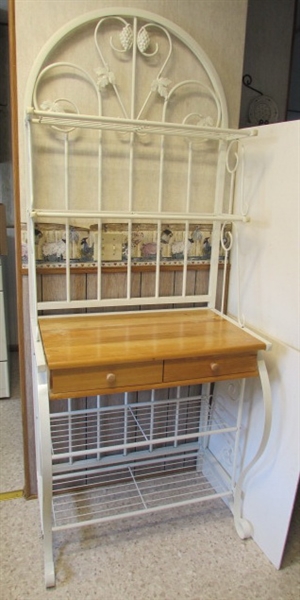 BAKERS RACK W/DRAWERS