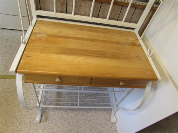 BAKERS RACK W/DRAWERS