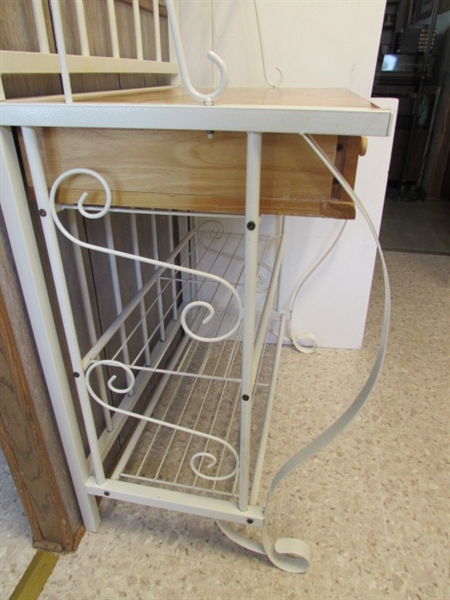 BAKERS RACK W/DRAWERS