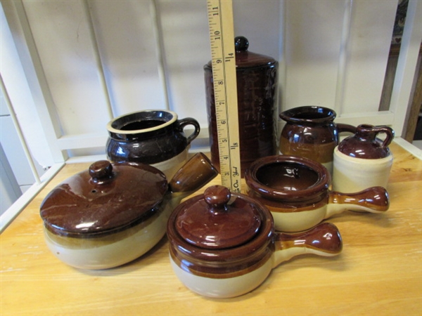 STONEWARE COLLECTION