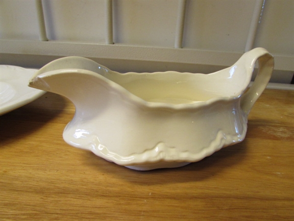 WHITE STONEWARE COLLECTION