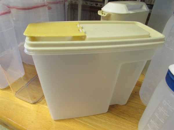 SALAD SPINNER, TUPPERWARE & STORAGE CONTAINERS