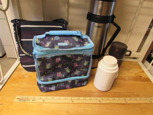 INSULATED LUNCH BAGS & THERMOSeS