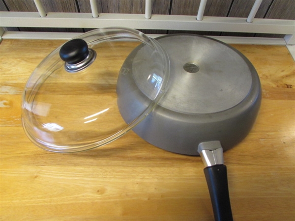 SAUCE PAN & FRYING PAN W/GLASS LIDS