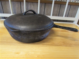 10.5" CAST IRON CHICKEN FRYER