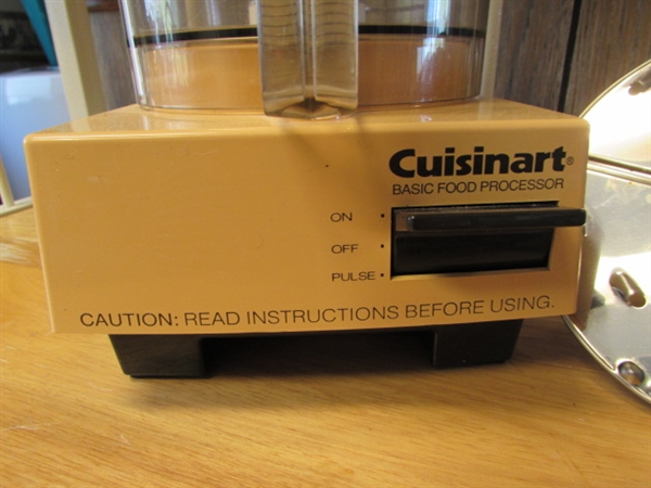 CUISINART FOOD PROCESSOR