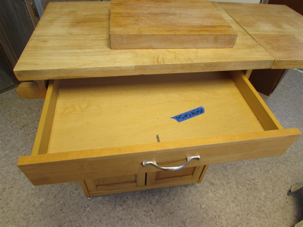 PINE WOODEN KITCHEN ISLAND ON CASTORS & CUTTING BOARD