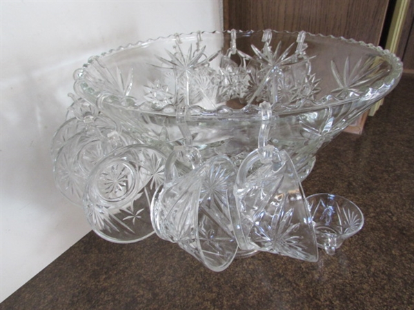 VINTAGE PUNCH BOWL W/STAND & CUPS