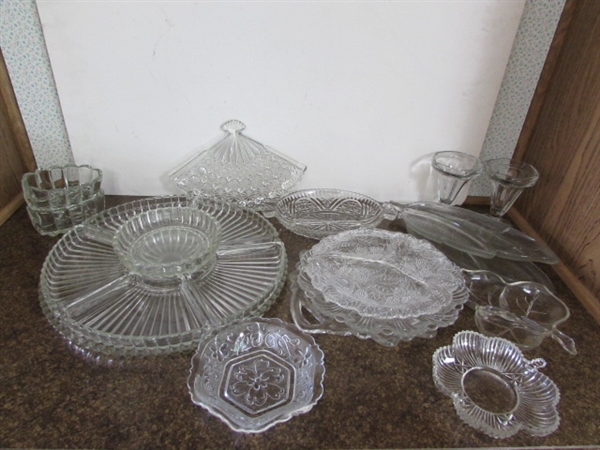 PRETTY CLEAR GLASS SERVING DISHES