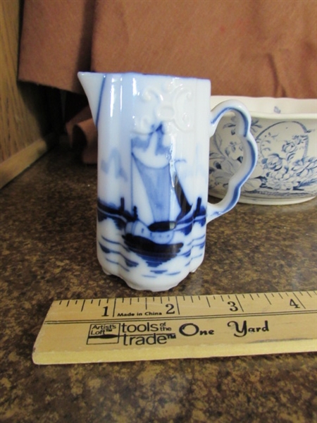 POPPY TRAIL TEAPOT, BLUE & WHITE TRANSFERWARE & DUTCH FIGURINES