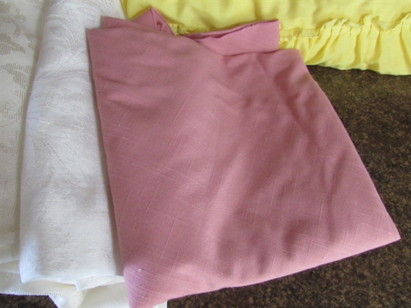 LARGE ASSORTMENT OF FABRIC TABLECLOTHS