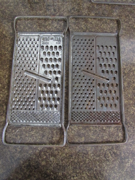 VINTAGE GRATERS