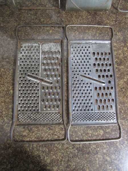 VINTAGE GRATERS