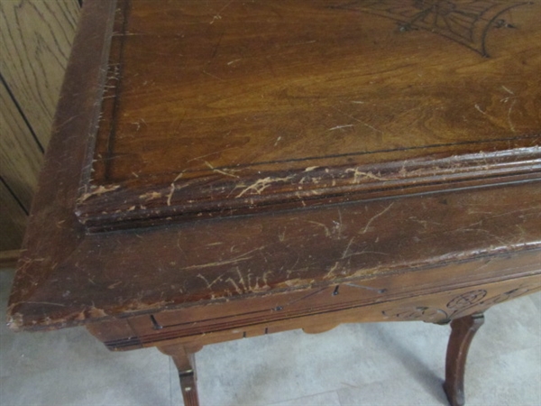 ANTIQUE WALNUT EASTLAKE SEWING STAND W/DRAWER