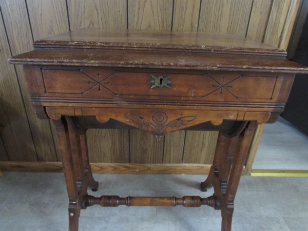 ANTIQUE WALNUT EASTLAKE SEWING STAND W/DRAWER