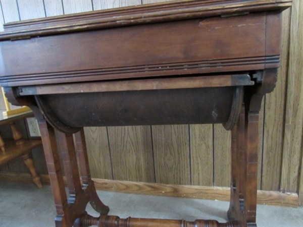 ANTIQUE WALNUT EASTLAKE SEWING STAND W/DRAWER