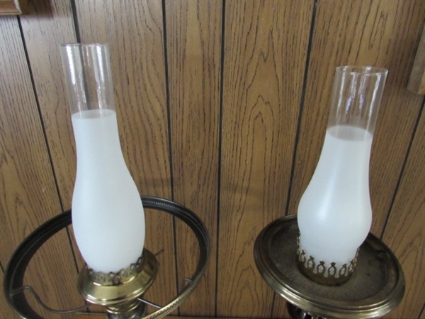 PAIR OF VINTAGE BRASS TABLE LAMPS