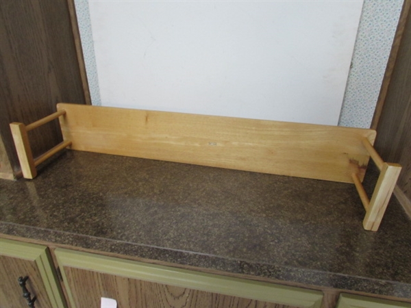 WOODEN RISER/SHELF