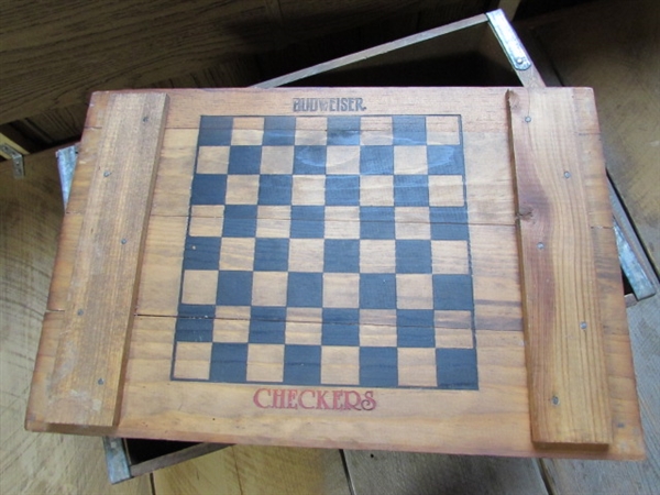 ANHEUSER-BUSCH BUDWEISER WOODEN CRATE WITH CHECKERBOARD LID