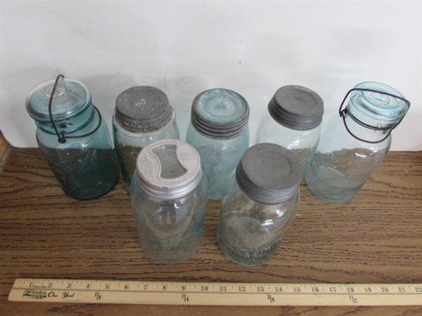 VINTAGE/ANTIQUE BLUE QUART JARS