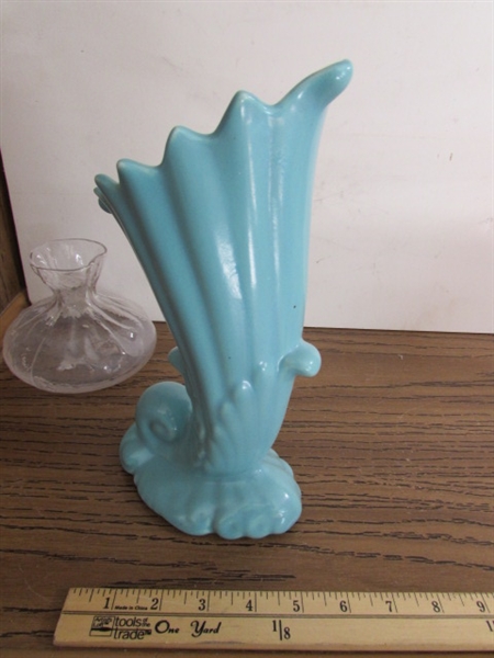 ASSORTED VINTAGE VASES