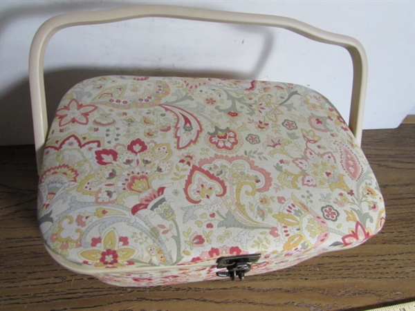 SEWING BASKET & VINTAGE SEWING SUPPLIES