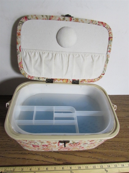 SEWING BASKET & VINTAGE SEWING SUPPLIES