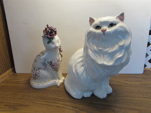 LARGE CERAMIC HOUSE CAT & PAINTED CAT STATUE