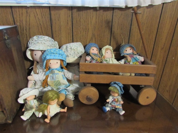 HOLLY HOBBIE DOLLS & WOODEN WAGON