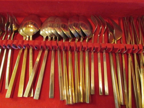 HUGE SET OF VINTAGE BRASS FLATWARE IN CHEST FROM THAILAND