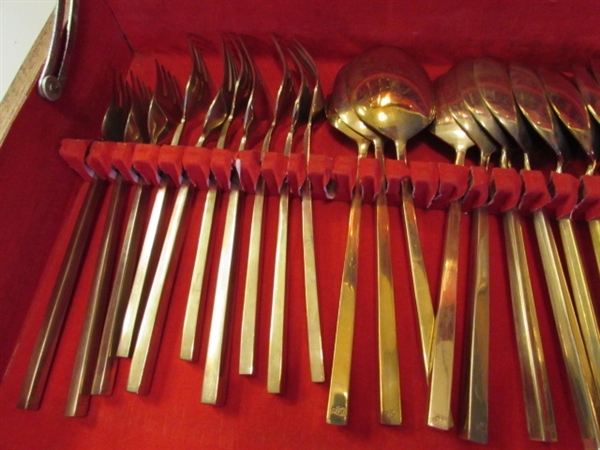 HUGE SET OF VINTAGE BRASS FLATWARE IN CHEST FROM THAILAND