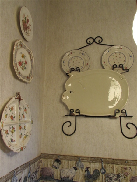 PLATE DISPLAY & DECORATIVE PLATES