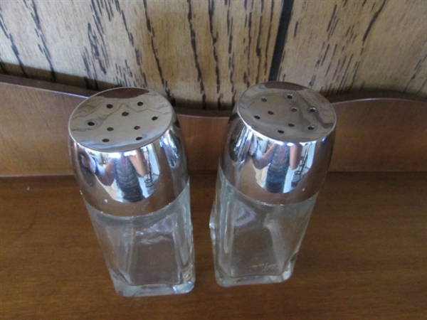 SALT & PEPPER SHAKERS