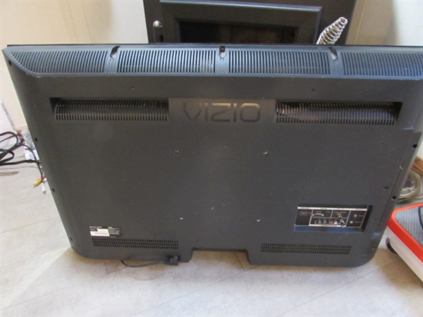 38 FLAT SCREEN VIZIO TV, DVD PLAYER & WALL MOUNT