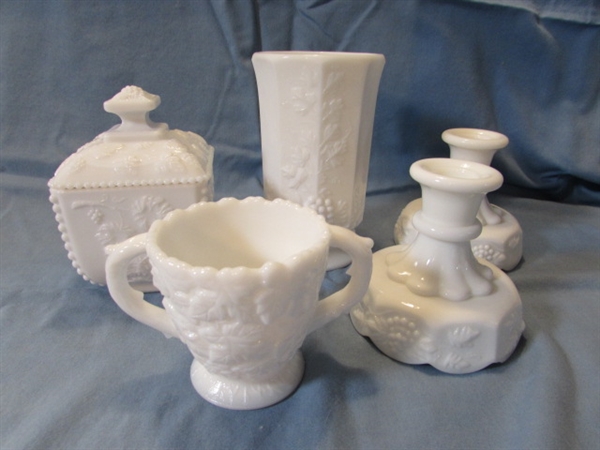 ASSORTED VINTAGE/ANTIQUE MILK GLASS ITEMS