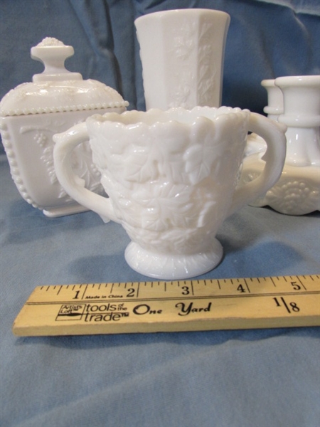 ASSORTED VINTAGE/ANTIQUE MILK GLASS ITEMS