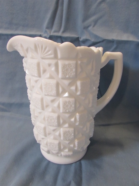 VINTAGE WESTMORELAND OLD QUILT MILK GLASS PITCHER, COVERED DISH & BOWLS