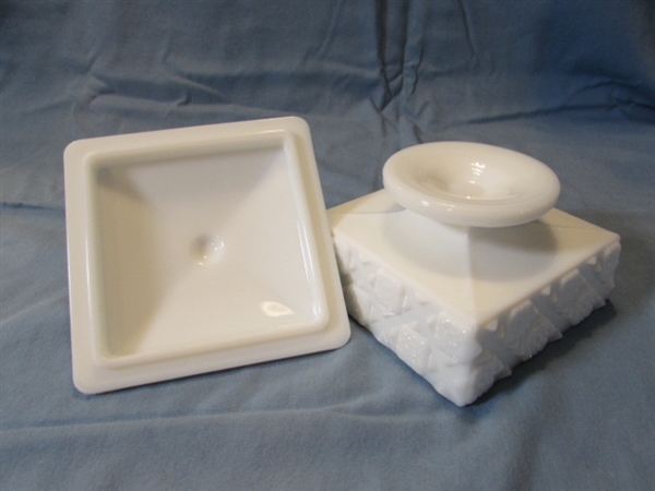 VINTAGE WESTMORELAND OLD QUILT MILK GLASS PITCHER, COVERED DISH & BOWLS