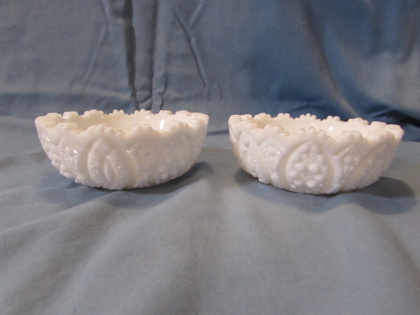 VINTAGE/ANTIQUE McKEE PLYMOUTH THUMBPRINT & WESTMORELAND MILK GLASS ITEMS