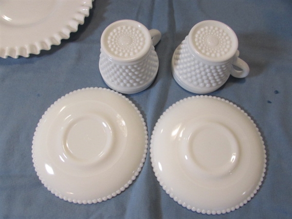 LARGE ASSORTMENT OF VINTAGE/ANTIQUE HOBNAIL MILKGLASS