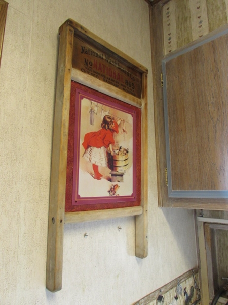 ANTIQUE WOODEN WASHBOARD W/TIN SIGN OF GIRL DOING LAUNDRY