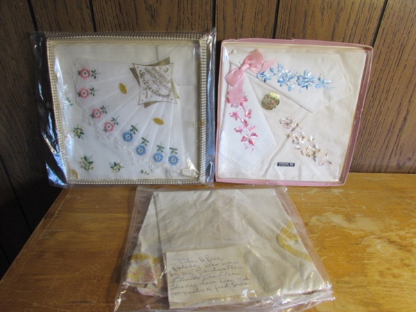 VINTAGE NOS HANKIES & ANTIQUE 1/2 APRON