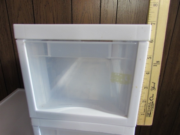 9 STERILITE PLASTIC STORAGE DRAWERS