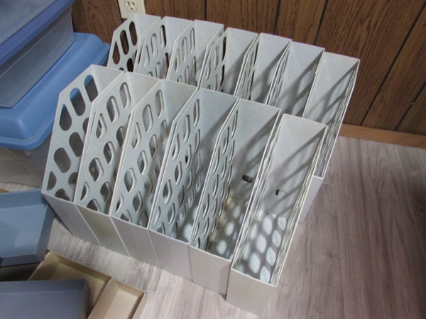 HUGE COLLECTION OF PLASTIC STORAGE/ORGANIZERS