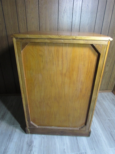 4 SHELF SOLID WOOD CABINET ON WHEELS