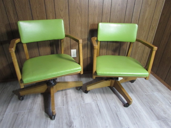 PAIR OF MID CENTURY OFFICE/DESK CHAIRS