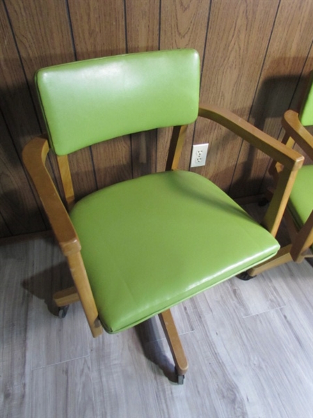 PAIR OF MID CENTURY OFFICE/DESK CHAIRS