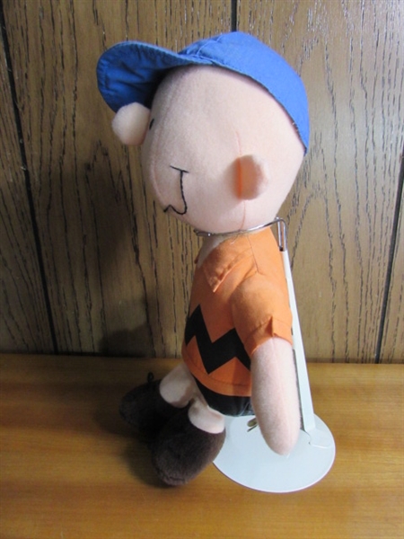 VINTAGE 1966 CHARLIE BROWN SOFT BODY DOLL