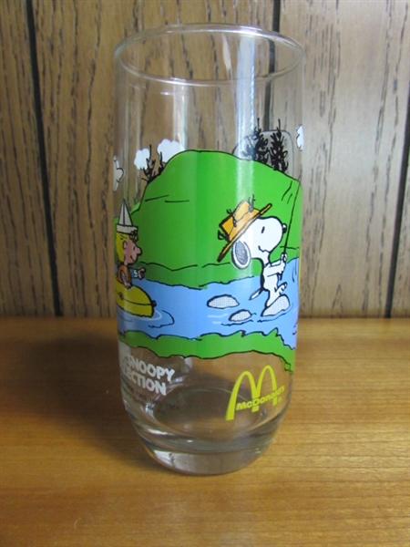 VINTAGE CHARLIE BROWN SOFT BODY DOLL & CAMP SNOOPY GLASS - MCDONALD'S